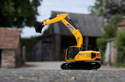 JCB 220X 1:32 Scale Model