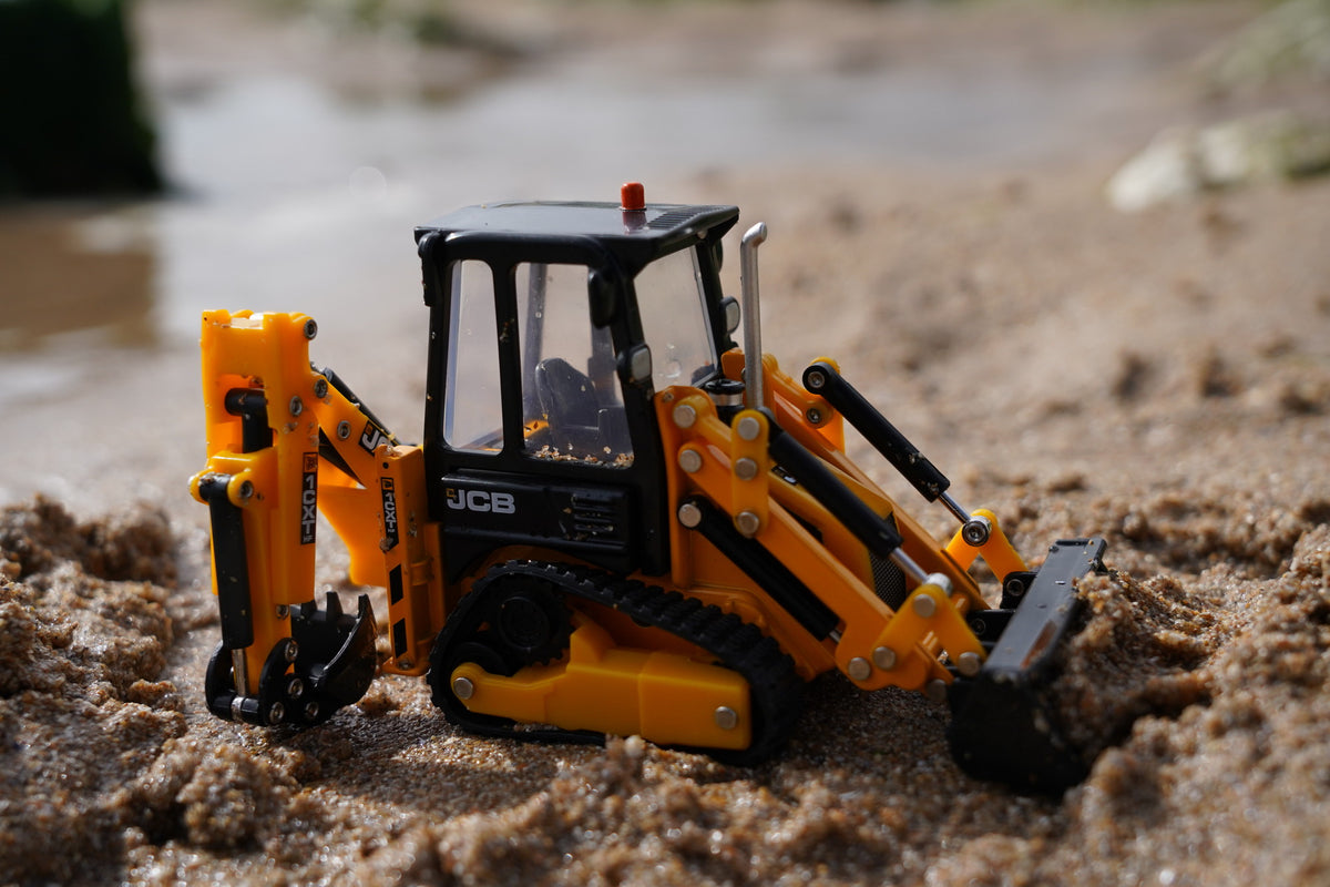 JCB 1CX 1:32 Scale Model