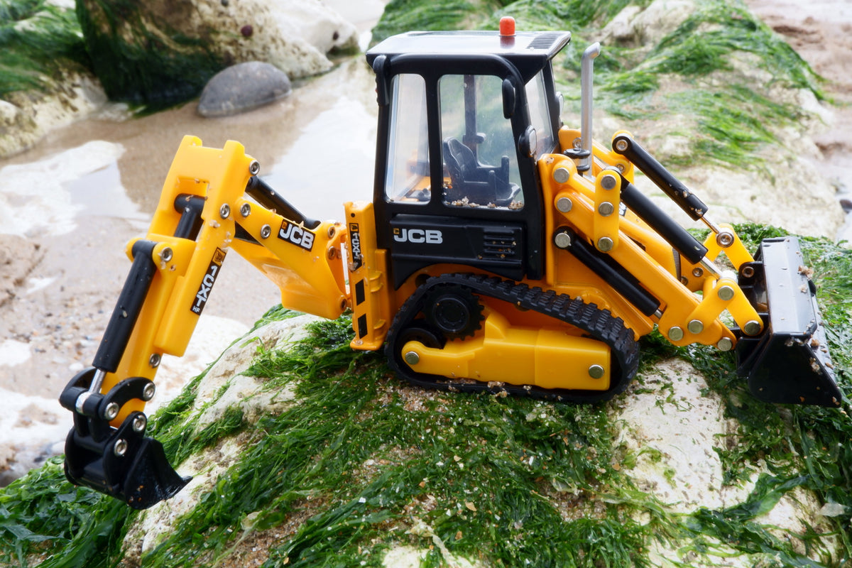 JCB 1CX 1:32 Scale Model