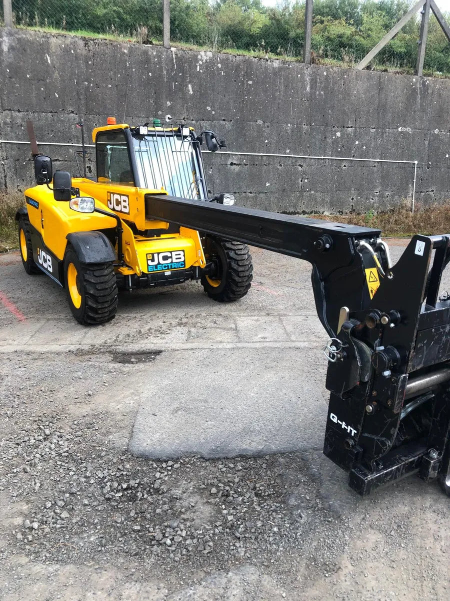 JCB 525-60E Electric Compact Telehandler