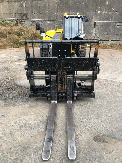 JCB 525-60E Electric Compact Telehandler