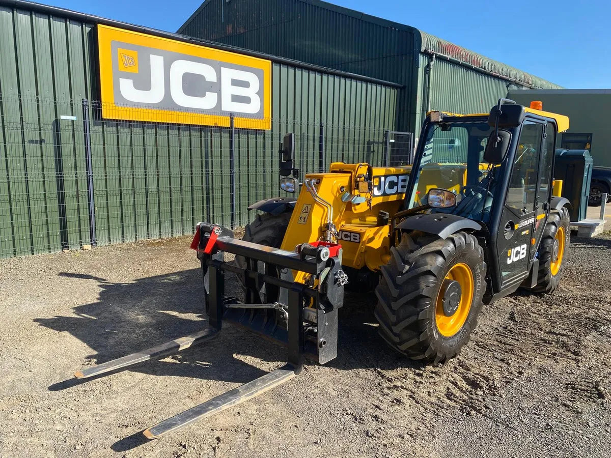 Used JCB 530-60 Agri Super Telehandler (2022)