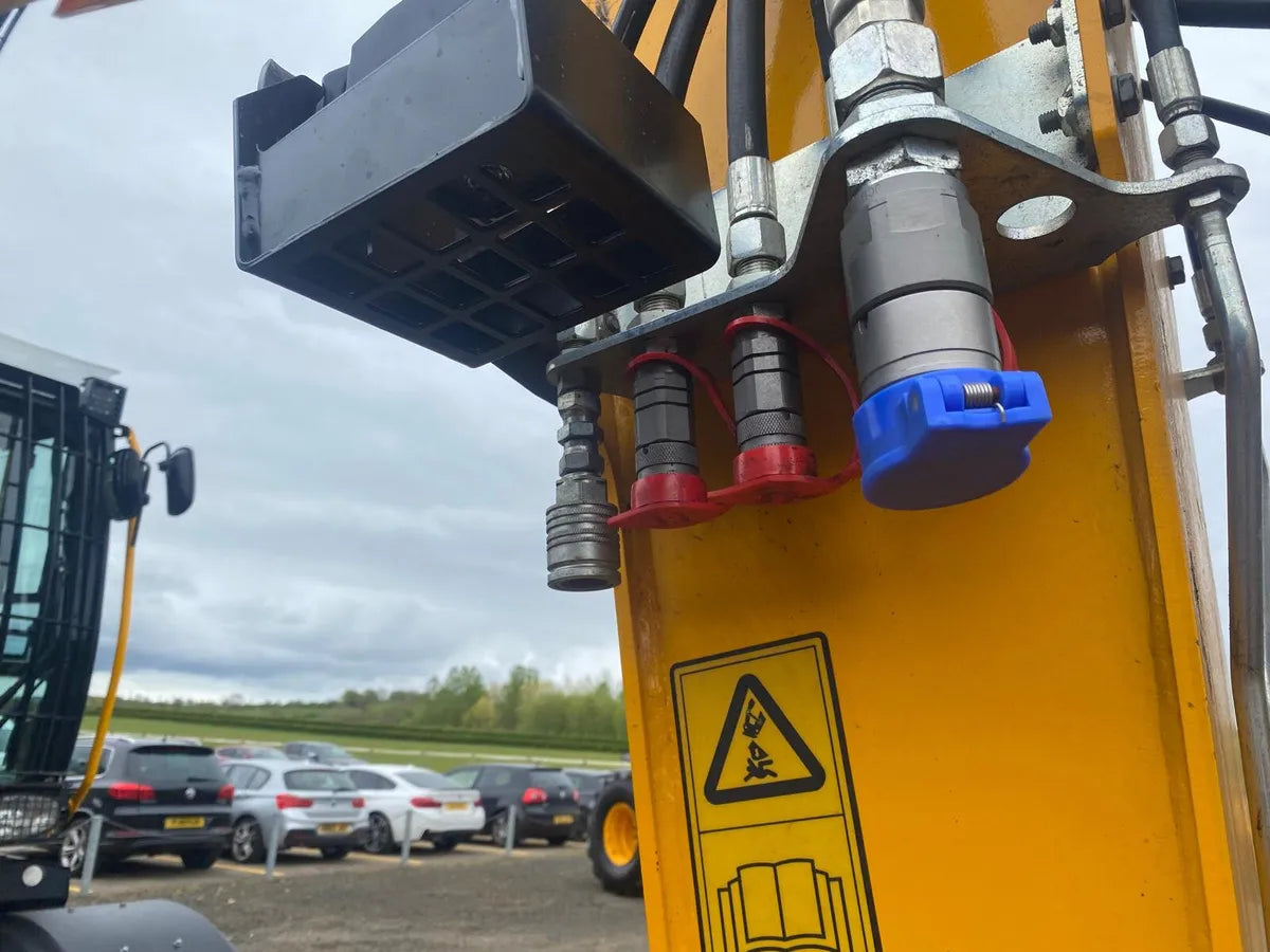 Ex Demo JCB Hydradig 110W Plus