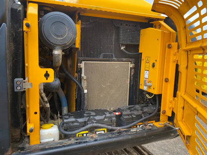 JCB JS130 LC Plus Tracked  Excavator